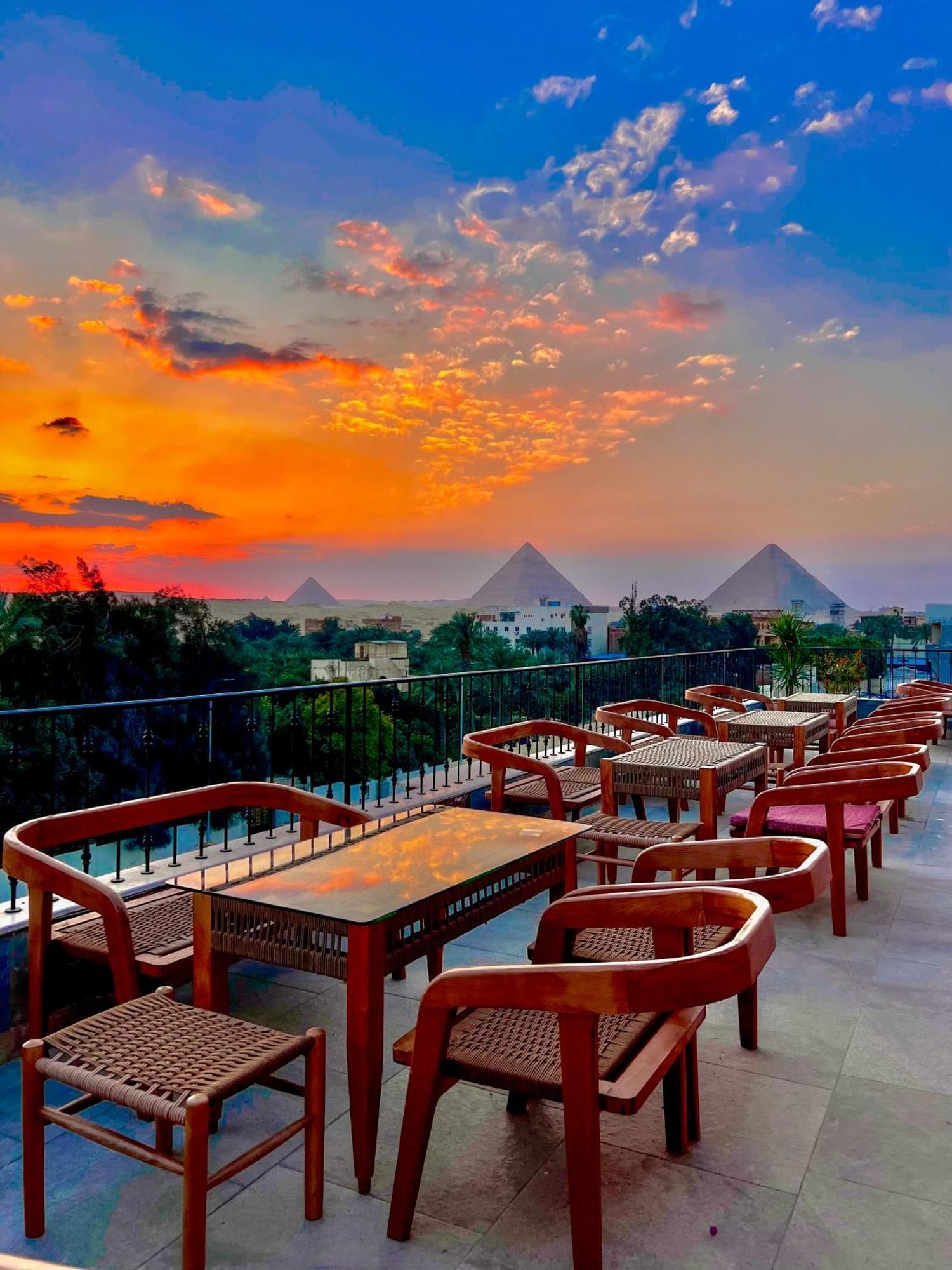 Almas Pyramids View Hotel Kafret el-Gabal エクステリア 写真