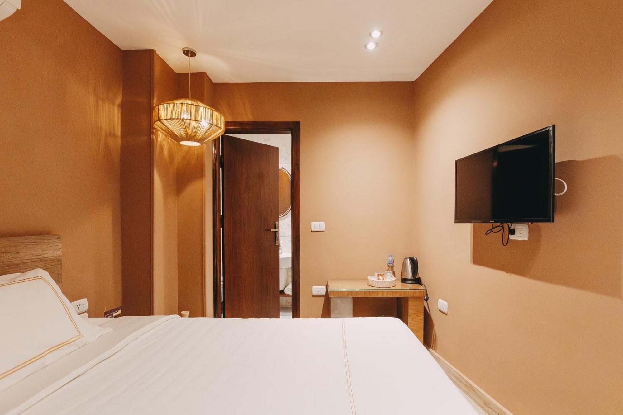 Almas Pyramids View Hotel Kafret el-Gabal エクステリア 写真