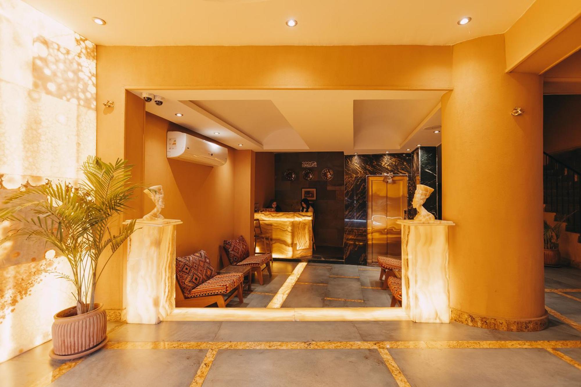 Almas Pyramids View Hotel Kafret el-Gabal エクステリア 写真