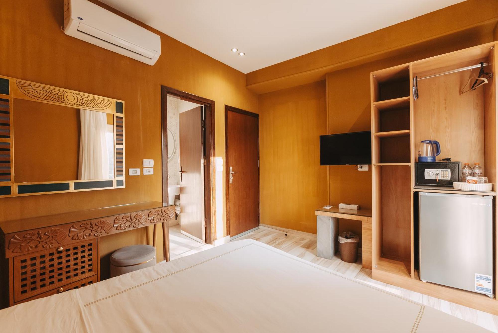 Almas Pyramids View Hotel Kafret el-Gabal エクステリア 写真
